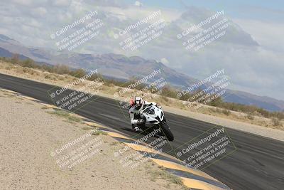 media/May-05-2025-Moto Forza (Mon) [[3c1838c5e5]]/2-B Group/Session 2 (Turn 7 Inside)/